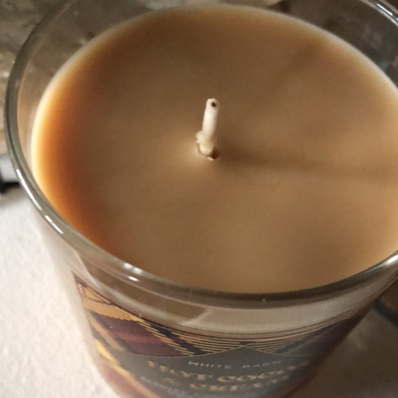 Bath and Bodyworks One Wick Candle - Picture 3 of 3